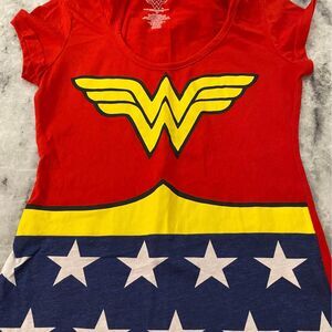 Womens Wonder Woman hoodie shirt Halloween costume small